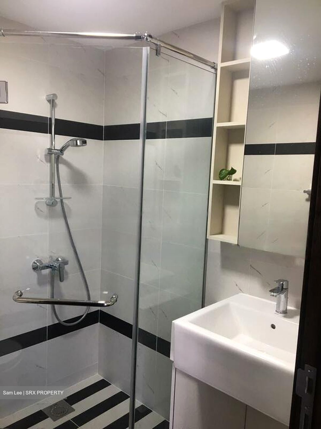 Symphony Suites (D27), Condominium #473060351